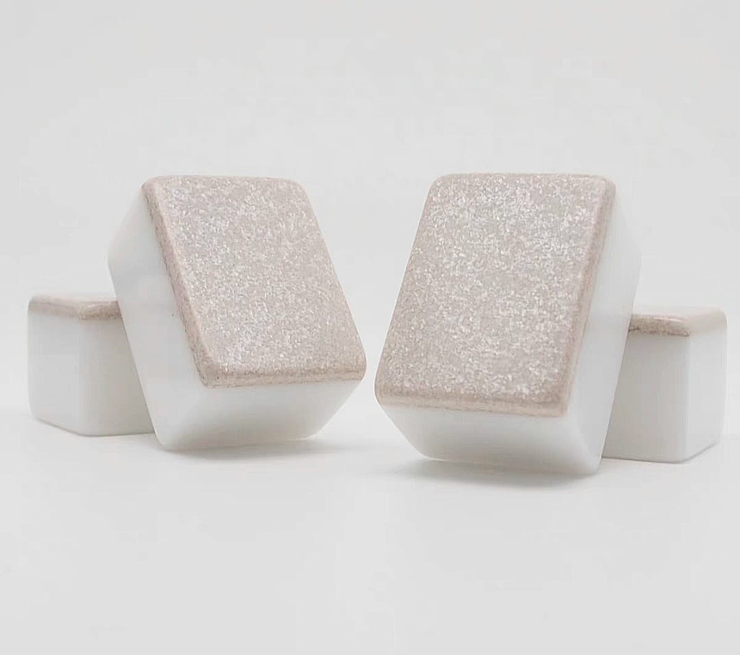 Moonstone Glow - Size 32- English Engraved