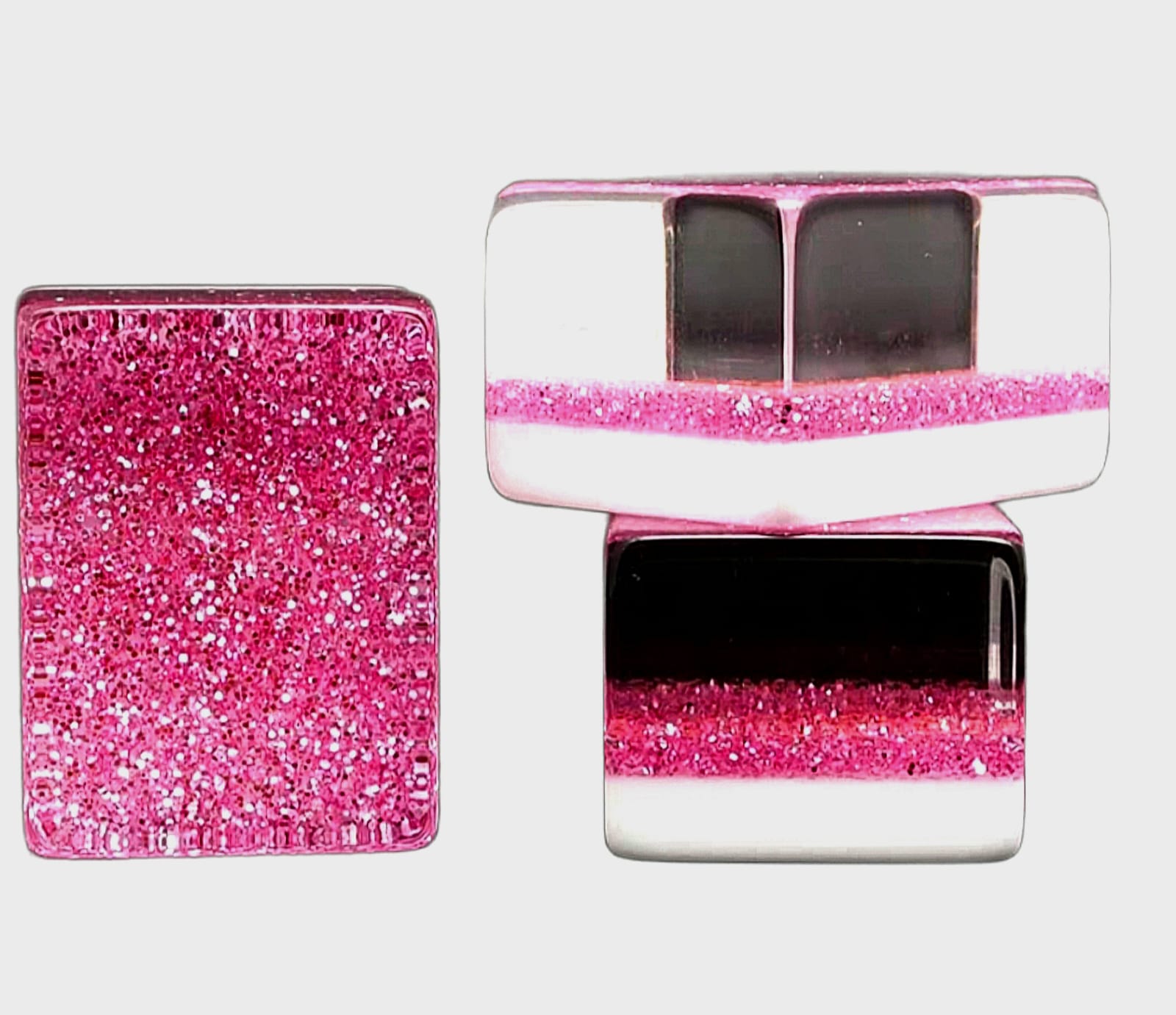 Pink Sparkle - Size 32 (English Engraved)