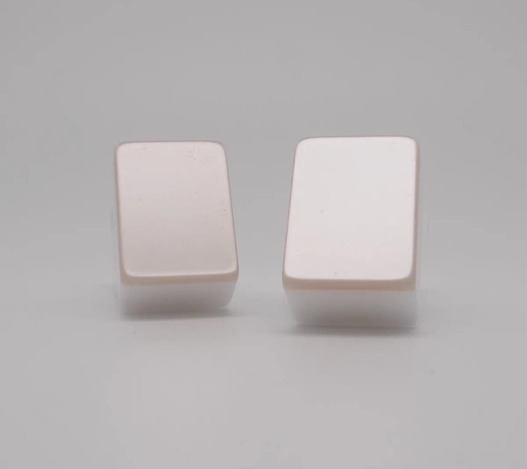 Pearl White - Size 32 (Non English Engraved)