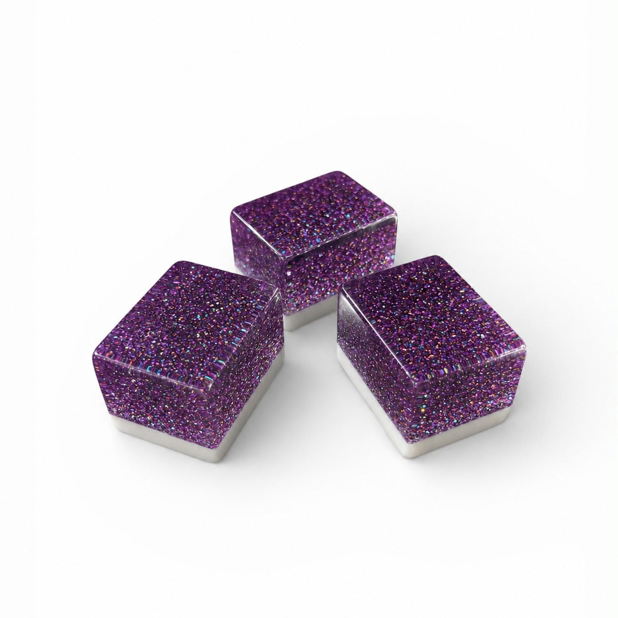 Violet Sparkle – Size 32 (English Engraved)