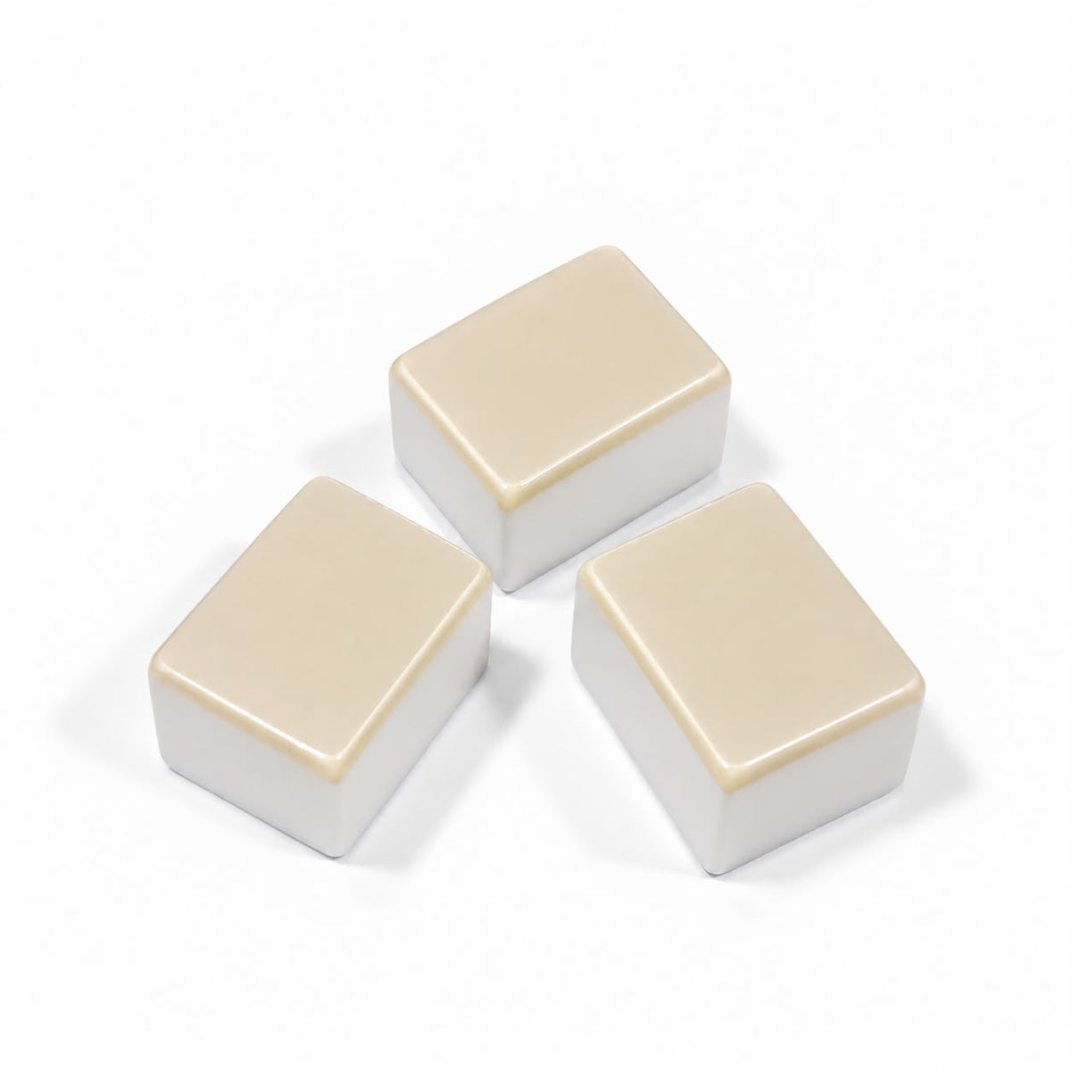 Pearl White - Size 32 (English Engraved)