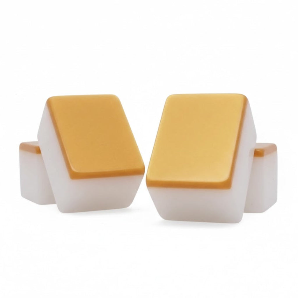 Topaz - Size 32 (English Engraved)